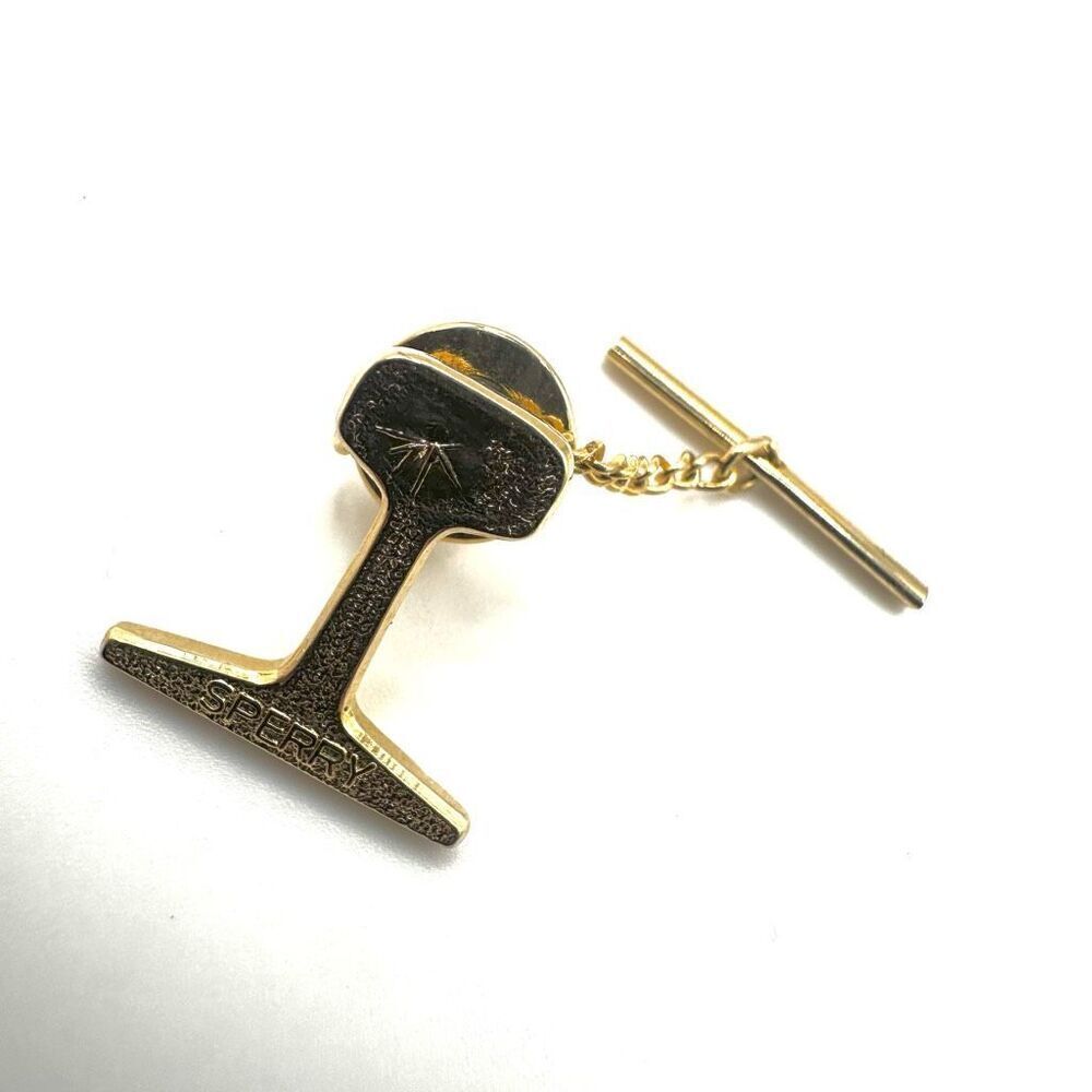 Vintage Sperry rail service gold tone tie tack